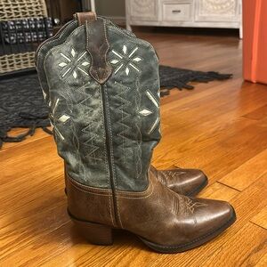 LAREDO women’s cowboy boots 8.5